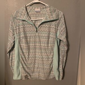 Columbia Light Blue and Gray Patterned Pullover